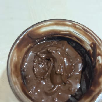 Torku Banada Kakaolu Fındık Kremasında Tanecikli Doku Ve Sağlık Endişesi