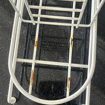 Kaplaması Çabuk Soyulan Ve Paslanan Sabunluk İçin İade Ve Değişim Talebi