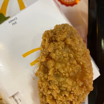 Tüy Bulunan Kanatlar Ve Bozuk Köfte Nedeniyle Tam İade Talebi