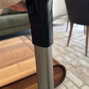 Philips Aqua Plus 8000 Süpürgenin Boru Parçasının Sürekli Kırılması Ve Ücretsiz Değişim İsteği