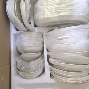 Kırık Ve Hijyenik Olmayan Paketlenmiş Yemek Takımı İçin Tam İade Talebi