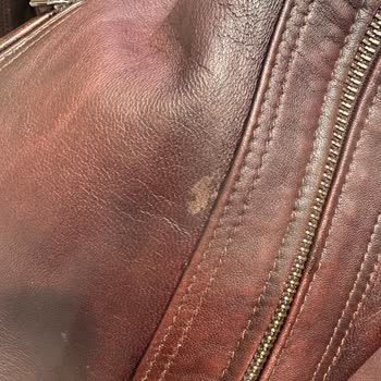 Derimod Isparta Şubesinde Ayıplı Deri Montun Yetersiz Tamiri, Ücret İadesi Talebi
