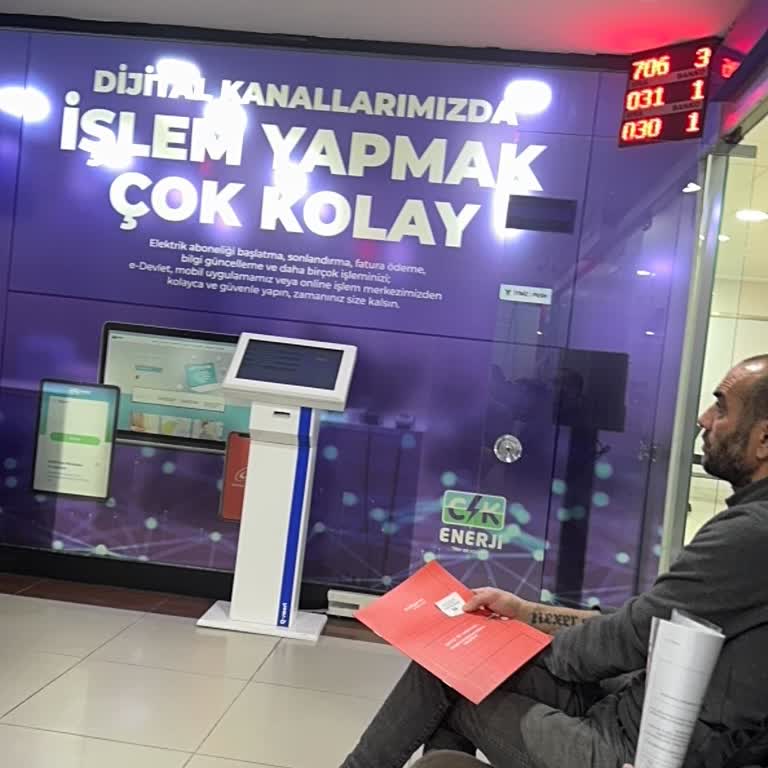 İstanbul Beylikdüzü Şubesinde Gişe Hizmetleri Yetersiz Ve Bilgilendirme Yok