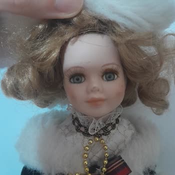 Kırık Porselen Bebek, Satıcı Beni Suçladı Ve İade Reddi