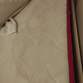 Agoda Üzerinden Kirli Oda Ve Tam İade Talebi