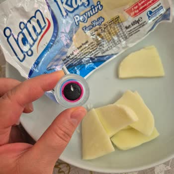 İçim Kaşar Peynirinde Metal Parça Ve Sağlık Riski