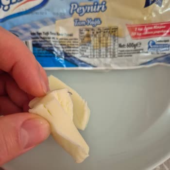 İçim Kaşar Peynirinde Metal Parça Ve Sağlık Riski