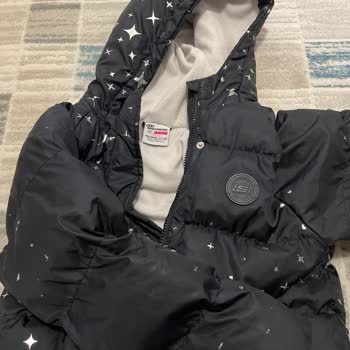 Skechers Montunda Yıldızların Hızla Soyulması Ve Açıklama Eksikliği