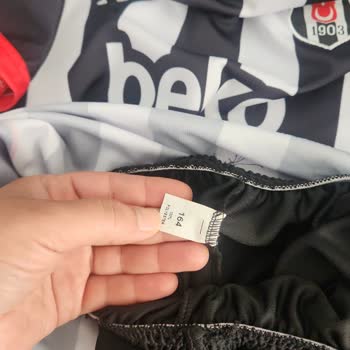 Çiçek Sepeti''nde Orijinal Olmayan Adidas Forması ve İade Sorunu