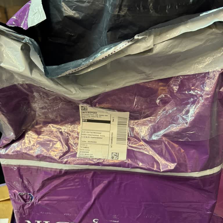 Intersport Nike Juniper Trail 3 Kadın Ayakkabısının Eksik ve Hasarlı Teslimatı