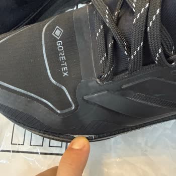 Adidas Ultraboost 5 GTX Ayakkabısında Kalite Sorunu Ve İade Talebi