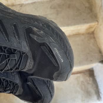 Muş FLO Mağazasındaki Lumberjack Ayakkabısının Su Çekmesi Ve Erken Deformasyonu Garanti Reddi