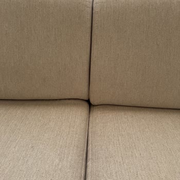 Kelebek Mobilya Lucenta Koltuk Takımında Sünger Eksikliği, Simetri Bozukluğu Ve Çökme Sorunu