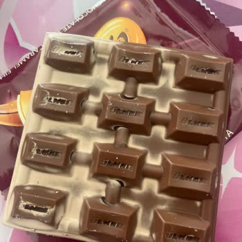 Şok Market’ten Çikolatanın Anormal Rengi Ve Güvenlik Şüphesi