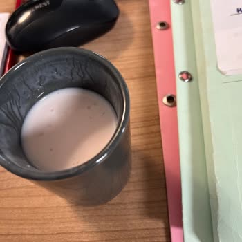 Sütaş Çilekli Kefirde Bozulmuş Tat Ve Koku, A101 Mağazasında Mağduriyet