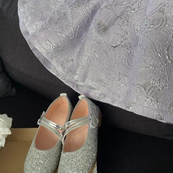 Boyner'den Aldığım Barbie Elbisesi Defolu Geldi, Yenisi De Ön Kısmında Yırtık