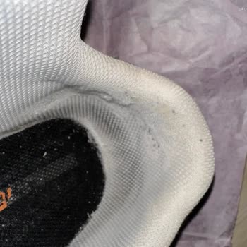 Ayakkabının Kısa Sürede Koku Ve Taban Bozulması: Ürün Ayıplı