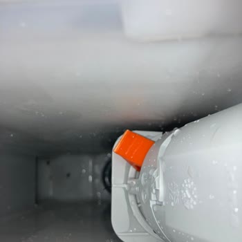 Kırılgan Vitra Rezervuar Montajında Parça Kırılması Ve Ekstra Masraflar