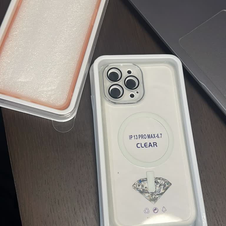 İlanla Uyuşmayan Plastik Kılıf Ve Yanlış Renk