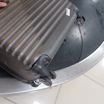 Türk Hava Yolları'nda Kırılan Valiz Nedeniyle Mağduriyet