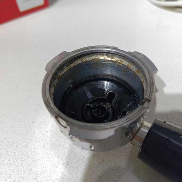 Karaca Espresso Makinesindeki Lekeler Ve Müşteri Hizmetleri Sorunu