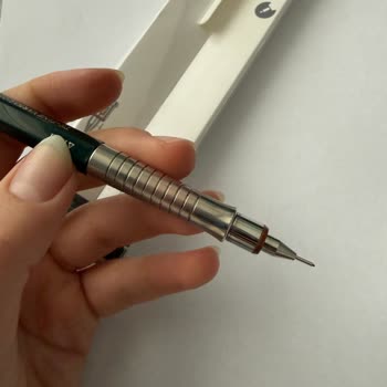 Faber-Castell Kalemde Hızlı Görsel Bozulma Şikayeti