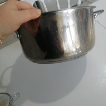 Çelik Tencereler Hemen Yanıyor Ve Garanti Süreci Cevapsız