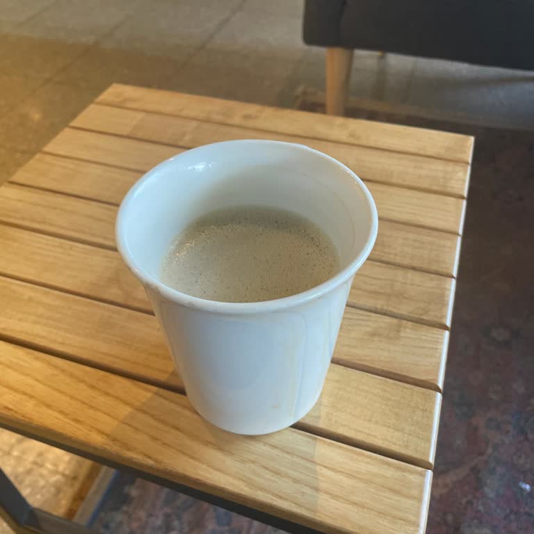 1919 Coffee Yaşamkent Şubesinde Soğuk Kahve Ve Soğuk Çalışan Tutumu