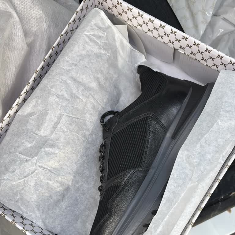 Yanlış Renk Gelen Ürün Ve Stok Yokluğu Nedeniyle Sipariş Verilememesi