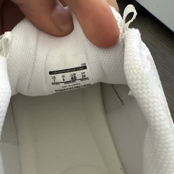 Yanlış Numara Ve Defolu Ayakkabı, WhatsApp Ve Instagram'dan Cevap Yok