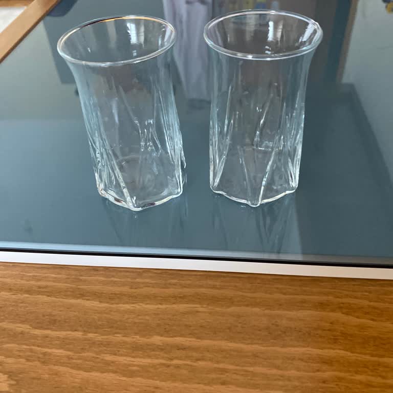 Elde Yıkamaya Rağmen Altın Desenli Çay Bardakları Deseni Silindi, Şikayet Ve İade Talebi