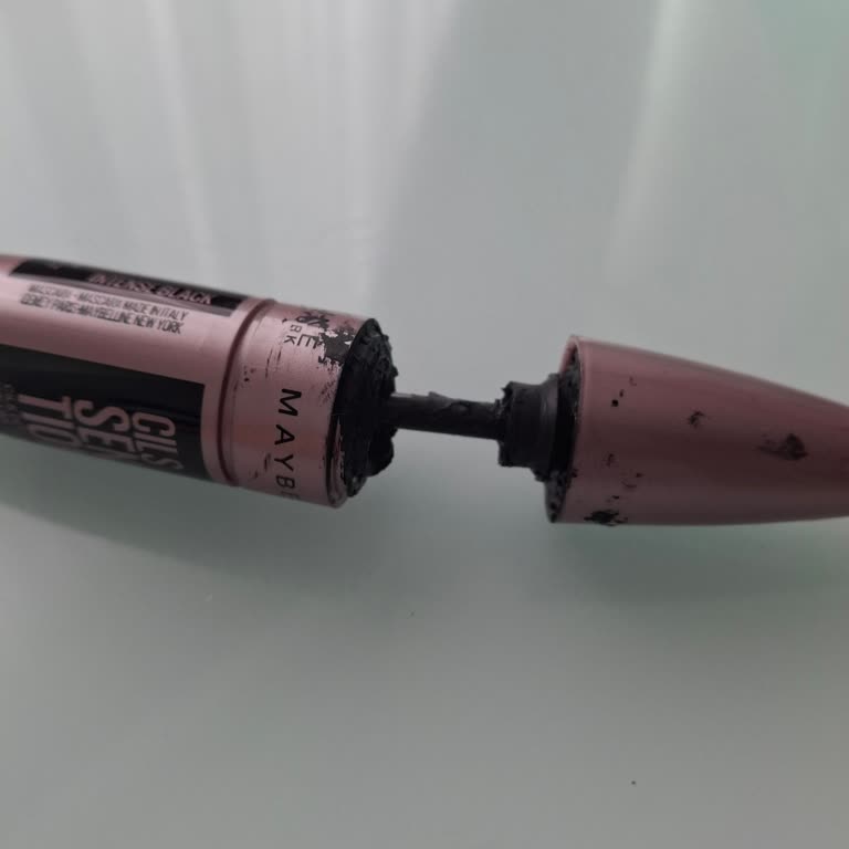 Rossmann'da Kırık Rimel Ve Fişsiz İade Reddiyle Karşılaşılan Zor Durum