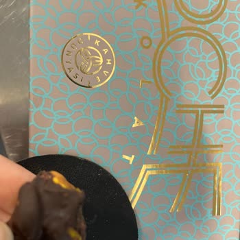 Kahve Dünyası Çikolatasında Kıl Ve Umursamaz İlgisizlik