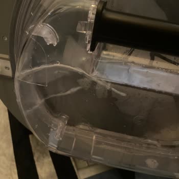 Hoover H-Dry 500 İç Su Haznesi Kendiliğinden Çatladı, Garanti Kapsamı Reddi