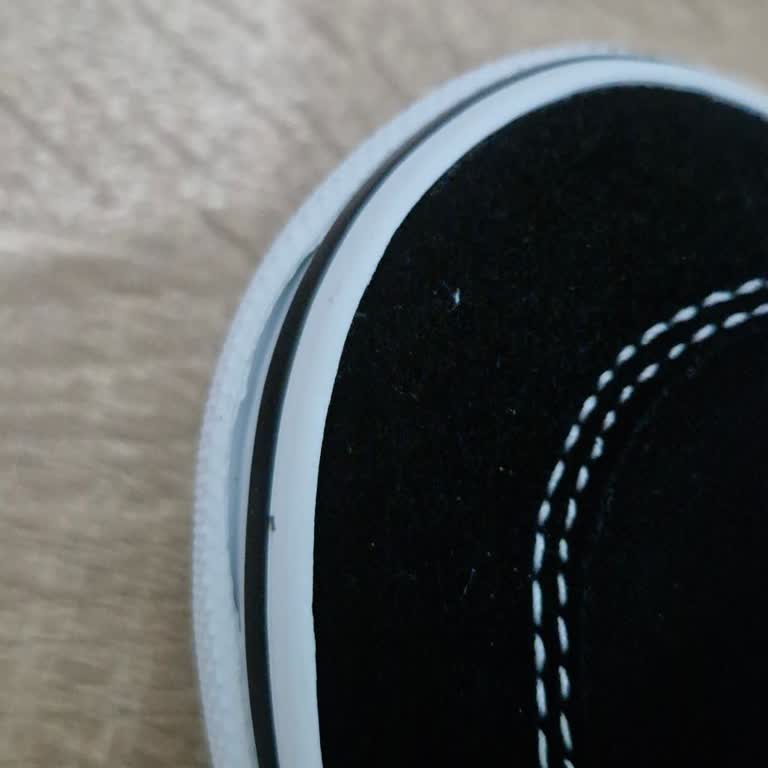 Vans Ayakkabısındaki Alt Taban Açığı Üretim Hatası Olarak Kabul Edilmedi