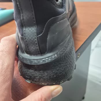 Adidas Ultraboost 5 GTX Ayakkabısında Taban Ayrılması Garanti Sürecinde Kullanıcı Hatası Şikayeti