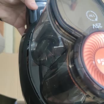 Kırık Dikey Süpürge Teslimi Nedeniyle Yaşanan Mağduriyet Ve İade Talebi