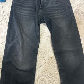 Mavi Mağazasında Tek Kullanımda Bozulan Pantolon Ve Yardımsız Müşteri Hizmeti