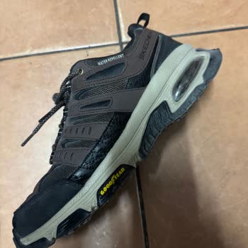 Skechers Yürüyüş Ayakkabısının Astarı 3 Ayda Yırtıldı, Üretim Hatası İddiası