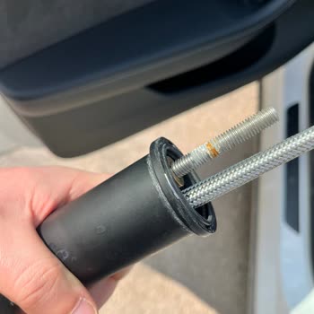 İdeal Standard Lavabo Bataryasında Boya Soyulması Ve Yetkili Servis İhmali