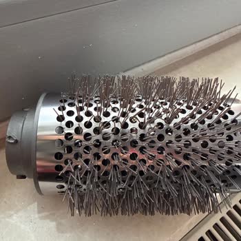 Dyson Airwrap Büyük Yuvarlak Hacimlendirici Fırça Başlığı Sorunu: Ücretsiz Parça Talebi