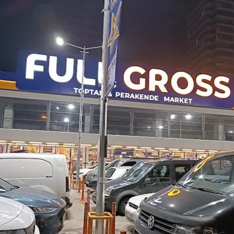 Fullgross Yozgat Şubesinde Tuvalet Ve Mescit Eksikliği, Çocuklu Aileye Saygısız Davranış