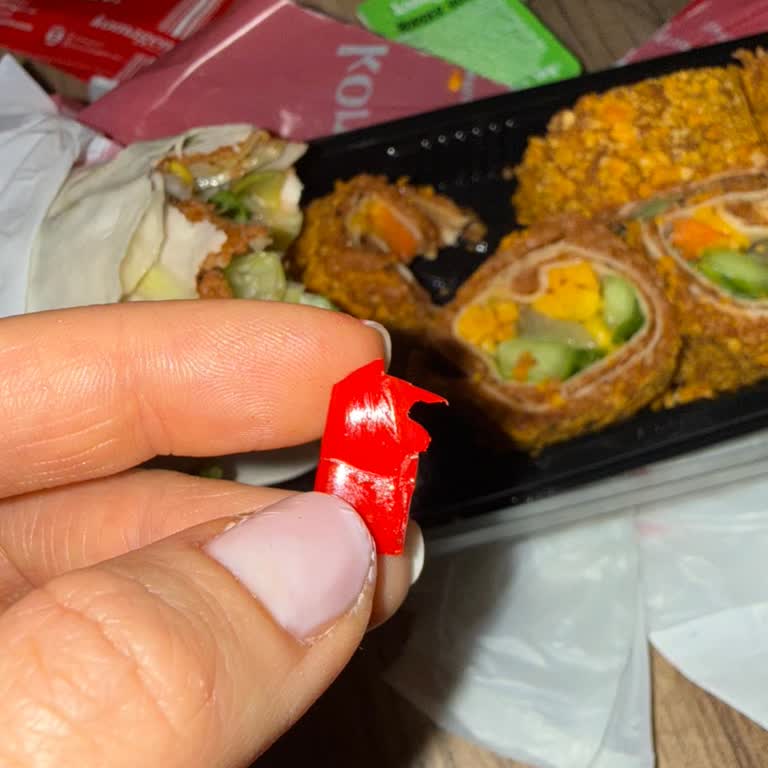 Komagene Dürümünde Bulunan Büyük Plastik Parça Sağlık Tehdidi