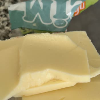 Şok Market Kaşar Peynirinde Kıl Ve Hijyen Sorunu