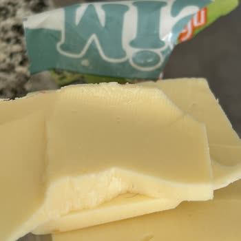 Şok Market Kaşar Peynirinde Kıl Ve Hijyen Sorunu