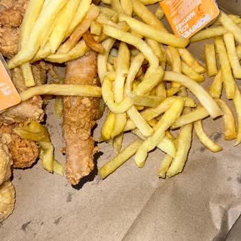 Popeyes Siparişimde Kıl Çıktı Ve İade Talebim Reddedildi
