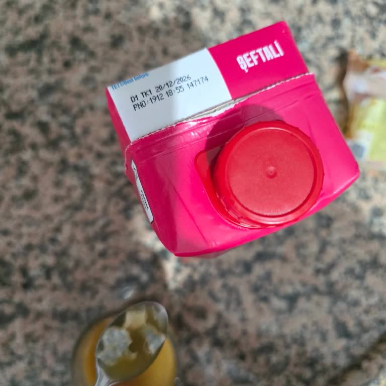 Küflü Dimes Şeftalili Meyve Suyu: Güven Ve Sağlık Sorunu