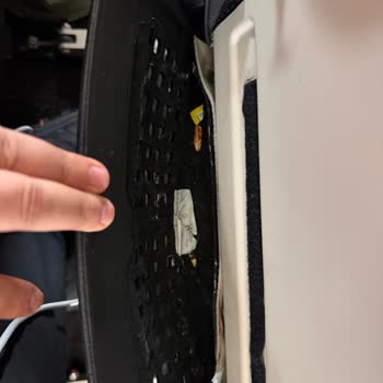 Türk Hava Yolları’nda Temizlenmemiş Koltukta 17 Saatlik Hijyen Sorunu