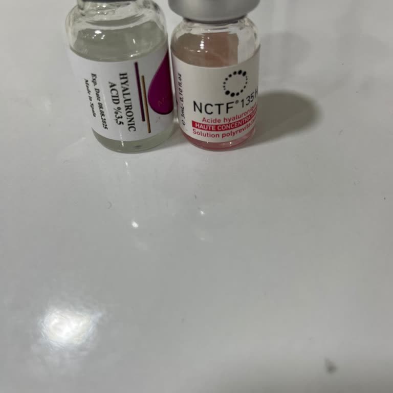 Aksis Güzellik Salonları Yaklaşık İki Aydır Yüzümde Geçmeyen Aşı İzleriyle Uğraşıyorum