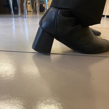 Aynı Botta Tekrarlanan Topuk Kayması Düşme Tehlikesi Yaratıyor